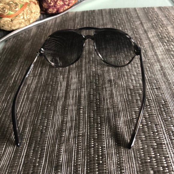 Tom Ford Sunglasses - Picture 3 of 3